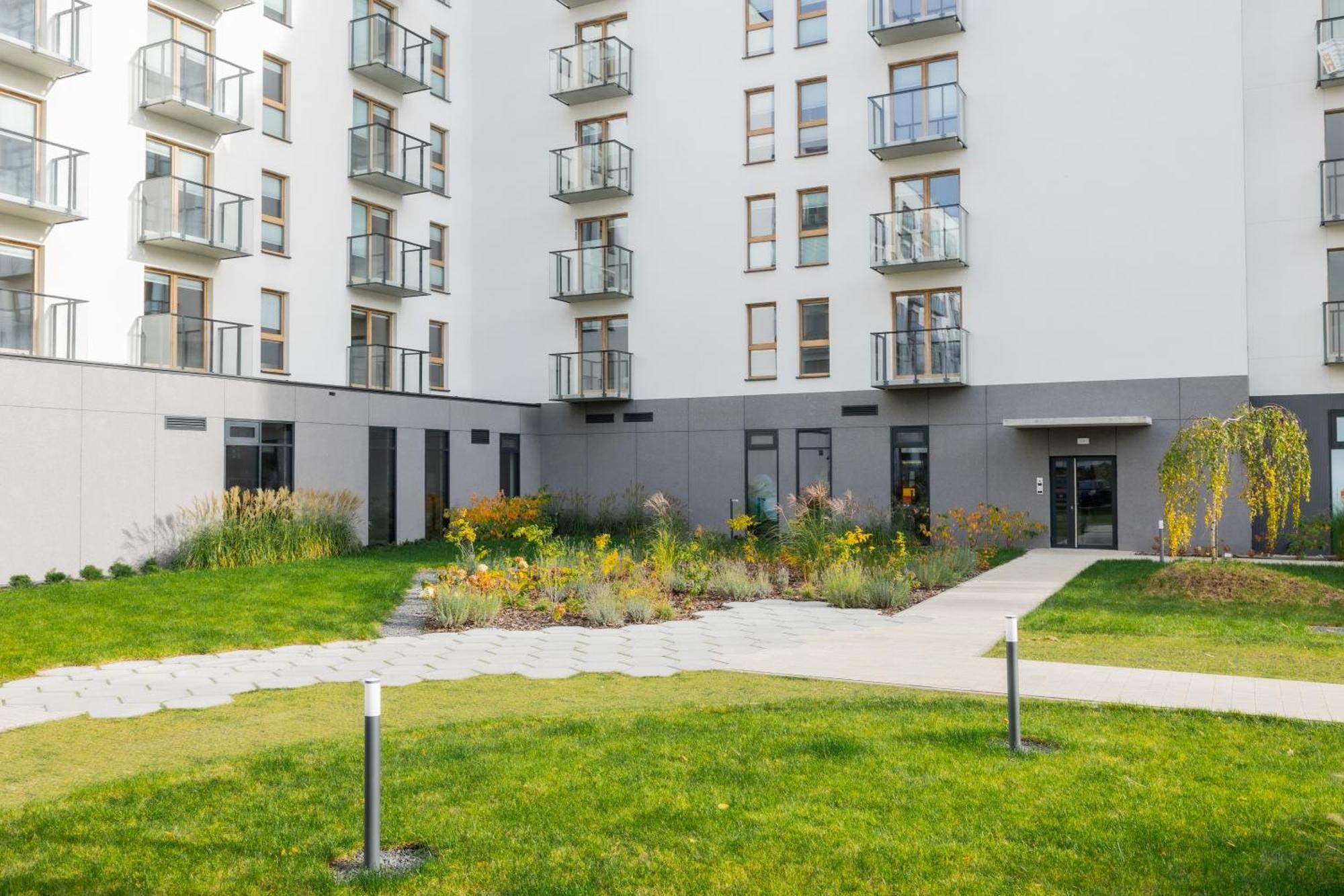 Aparthotel Mokotow Business Center By Noclegi Renters Warsaw Exterior photo